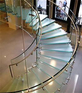 楼梯玻璃
